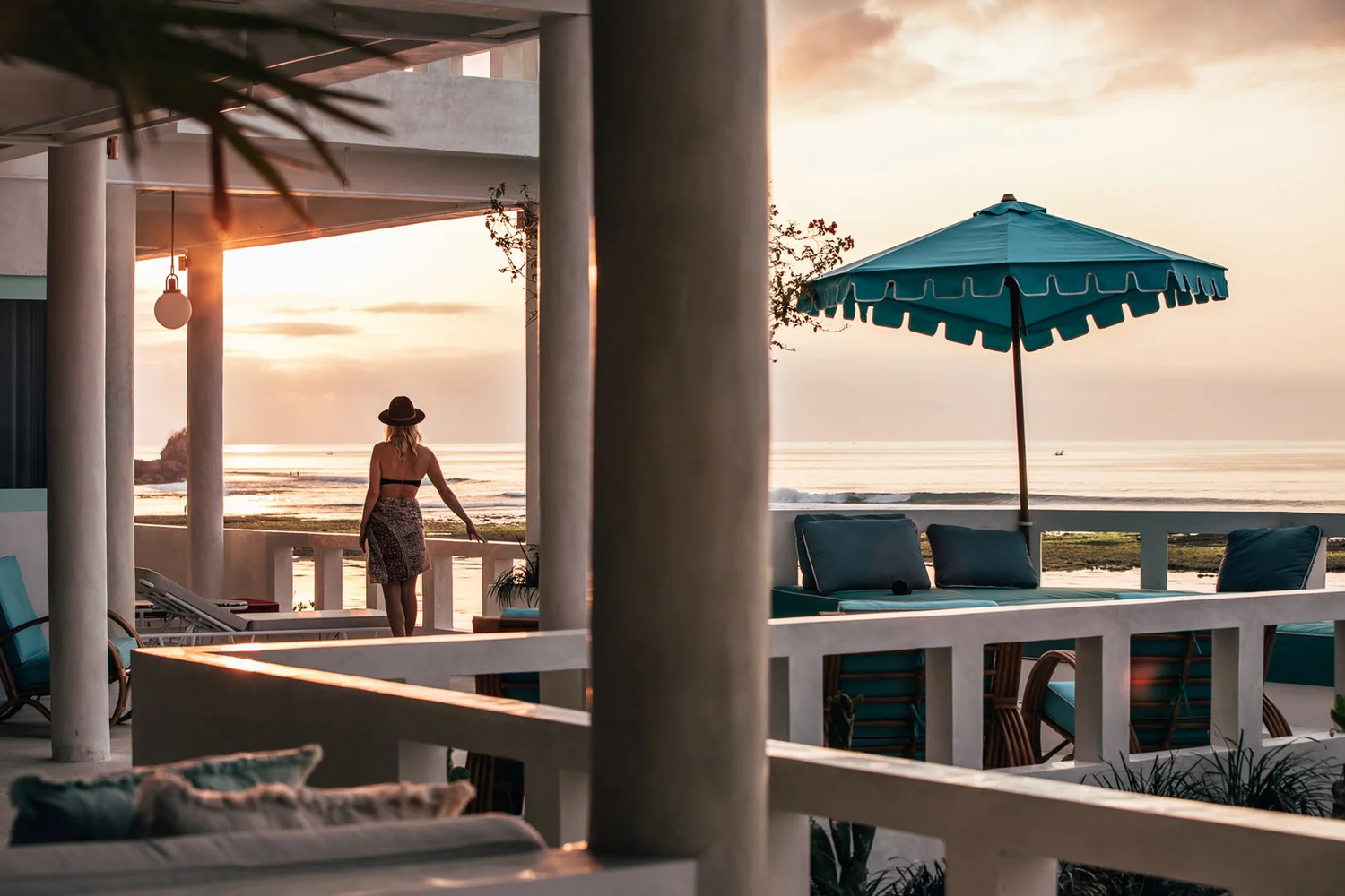 Illustrative sunset bars & lounges atmosphere from the original Lov Angels image library
